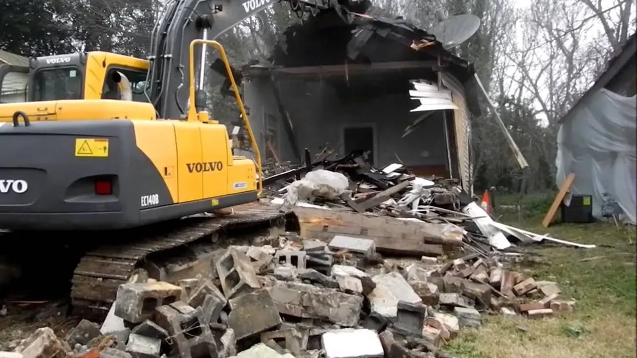 Demolition & Dirt Work in Keene, TX